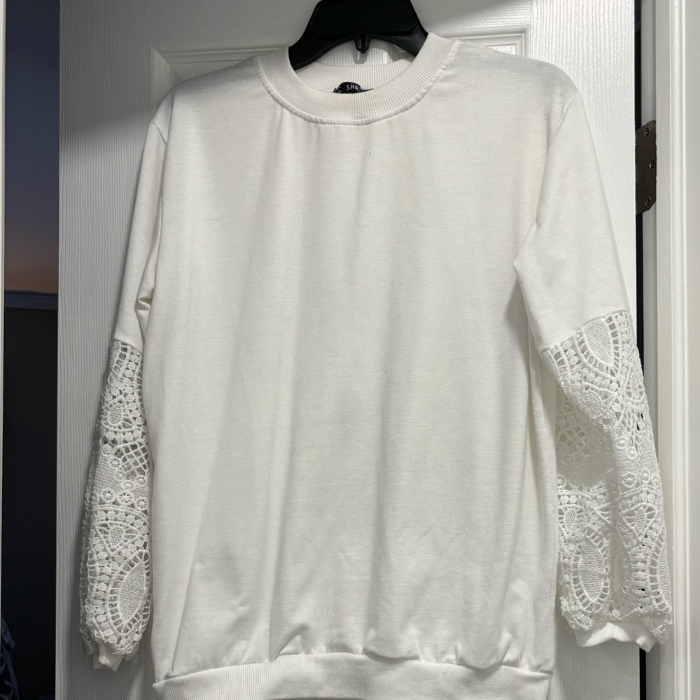 SHEIN white crew neck sweater with lace sleeves, size large.